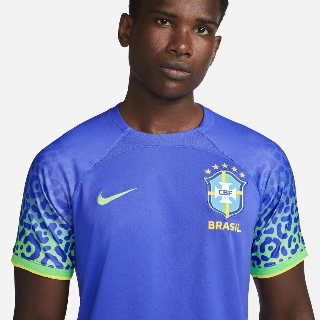 Camisa Brasil Nike 22/23 Copa do Mundo Catar - Torcedor Azul — imagem 3